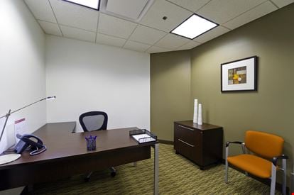 Regus - Des Moines - Hub Tower