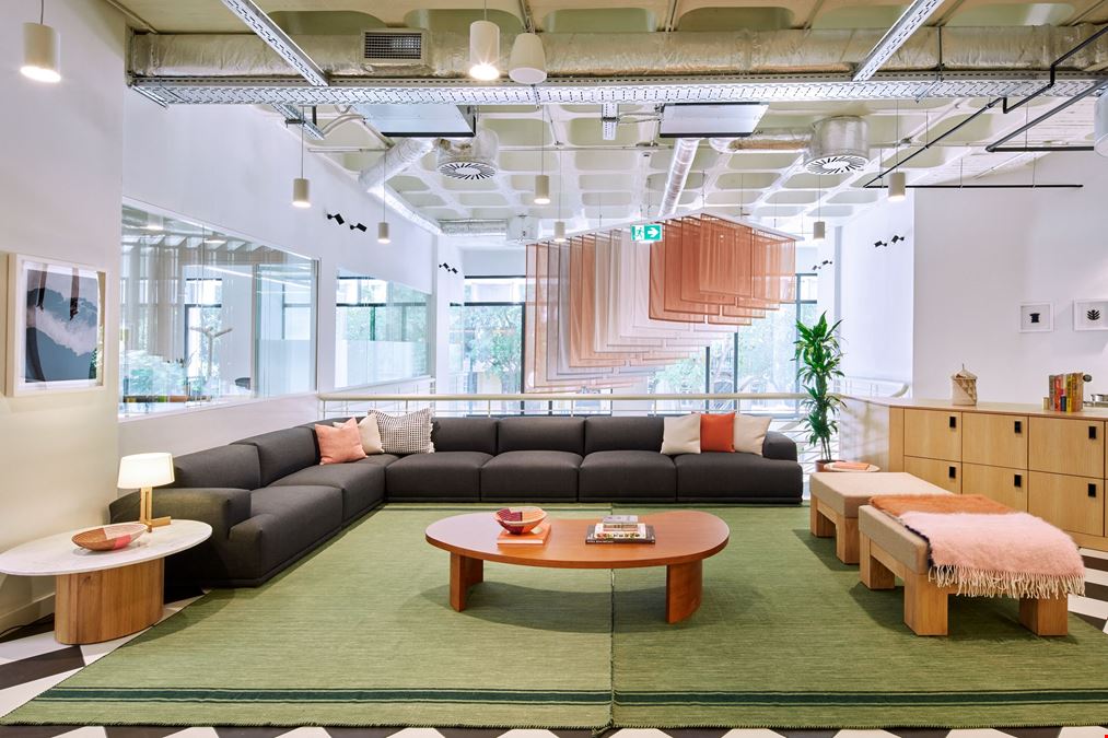 50 R. Alexandre Herculano