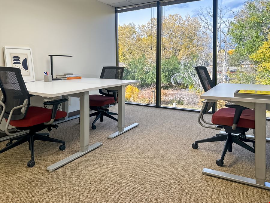 CO, Boulder - Center Green Dr