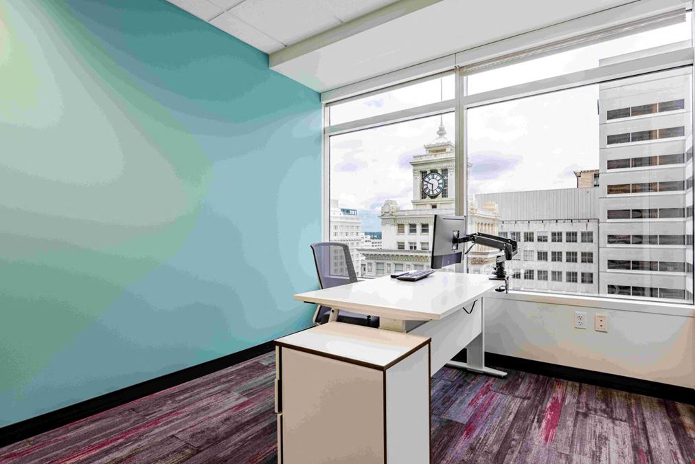 Co-Working PDX at Fox Tower