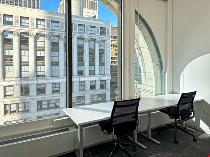 Spaces - Chicago- 1 N State Street