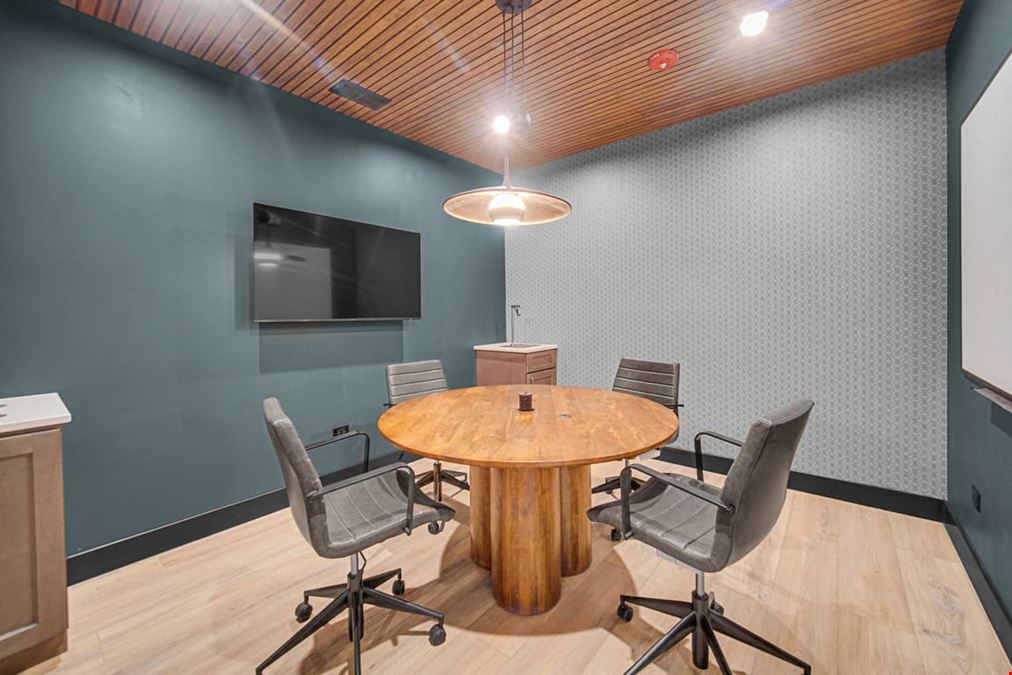 Huddle Room