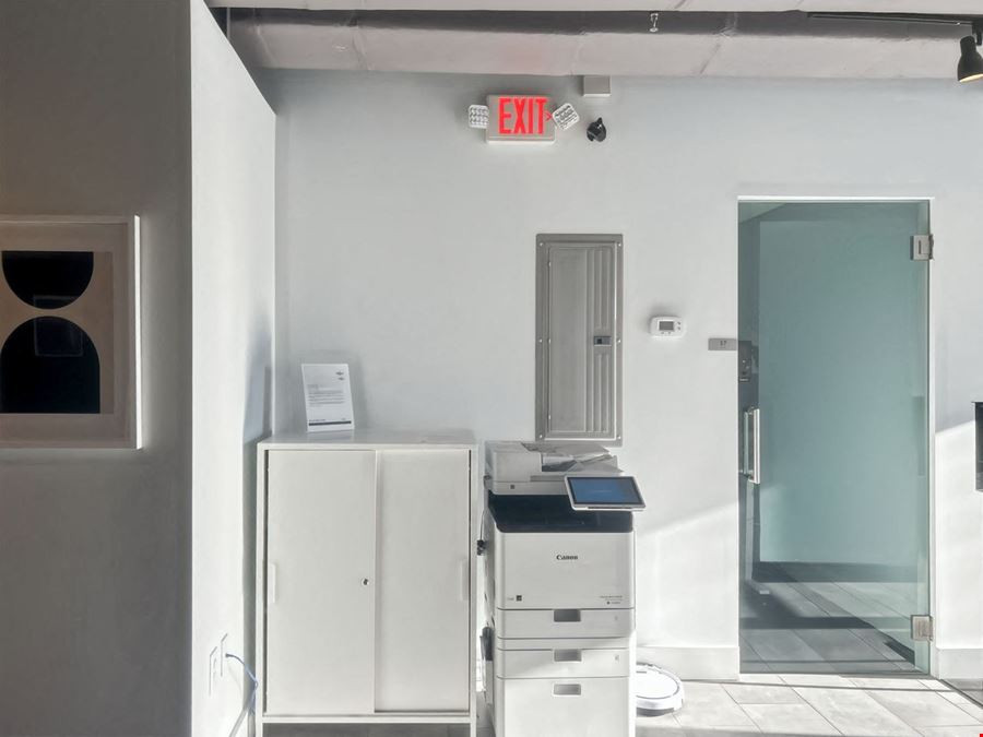 Regus - Neptune Beach - Marsh Point Rd