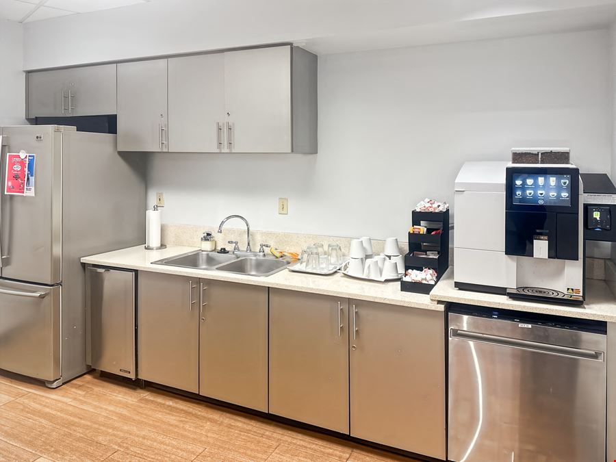 Regus - Tampa - Westshore Int'l Plaza