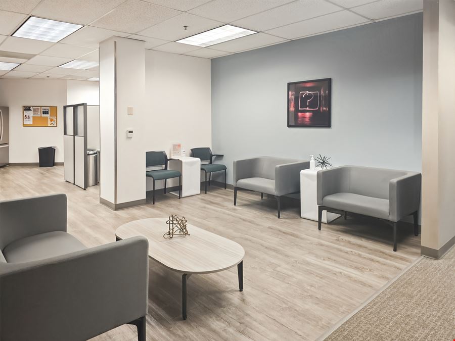 OR, Clackamas - Three Town Center