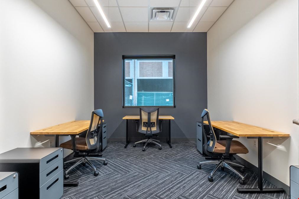 3-Person Day Office
