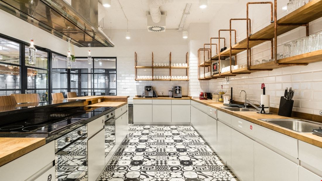 Brain Embassy Jerozolimskie