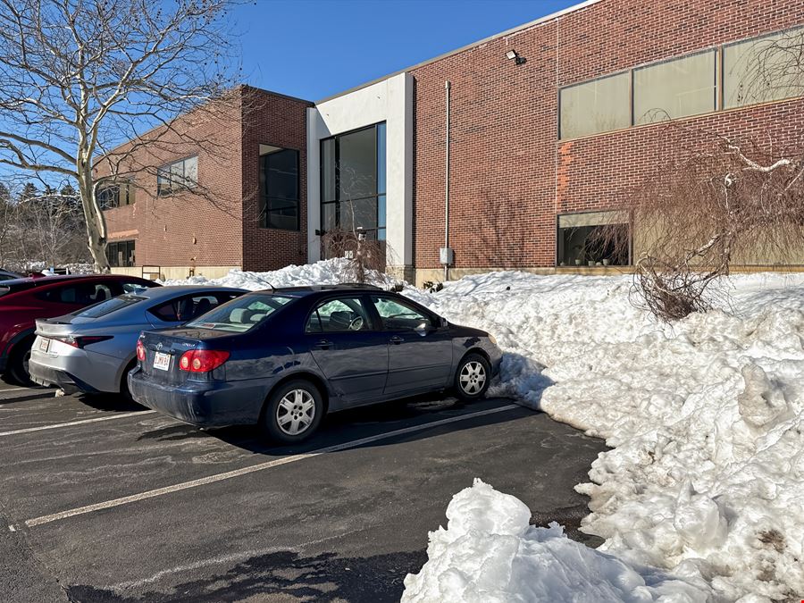 Regus - Westwood - University Ave
