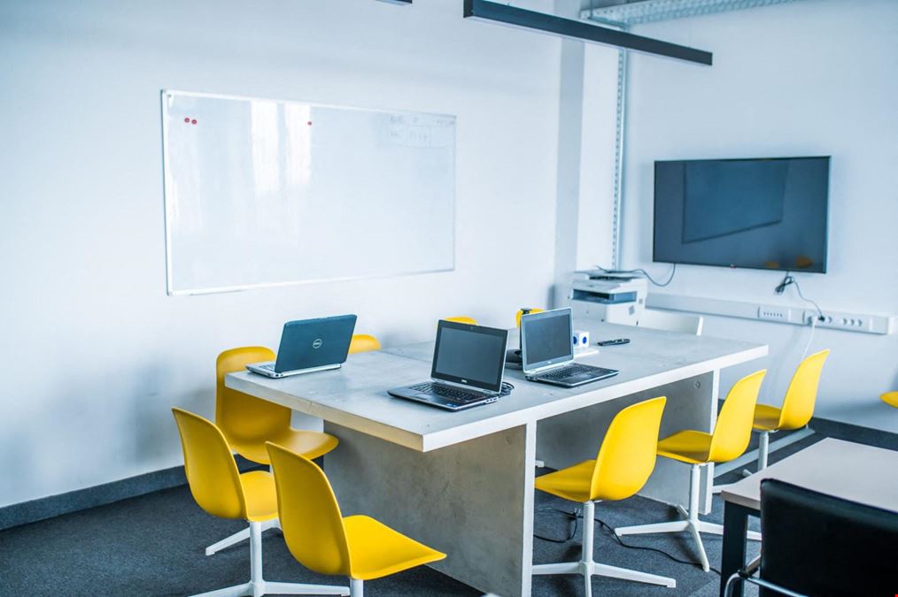 Think Innovative - Belgrade