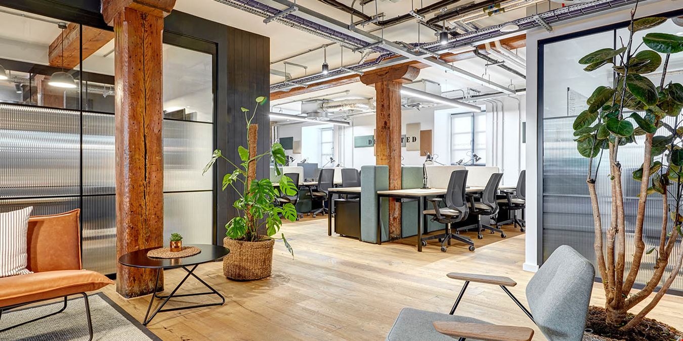 Clockwise - Edinburgh Leith