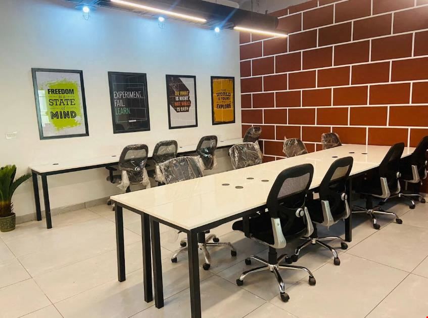SupremeWork - Coworking - Sector 16