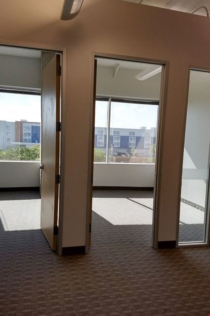 Workstyle Flexible Spaces - 10100 North Central Expressway