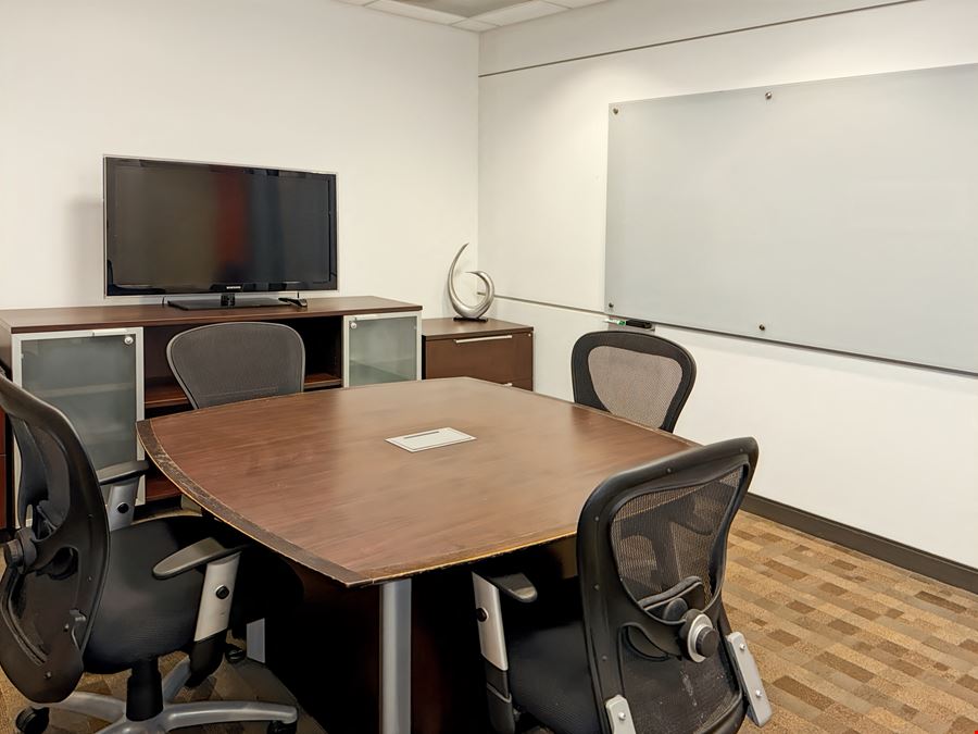 Regus - Hollywood – Presidential Circle