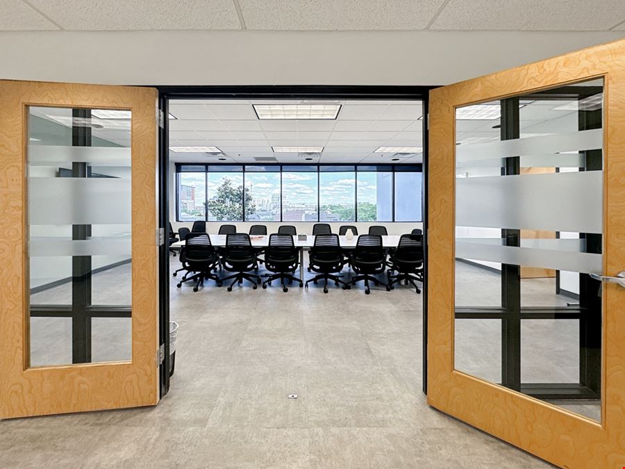 TN, Nashville - 1 Music Circle