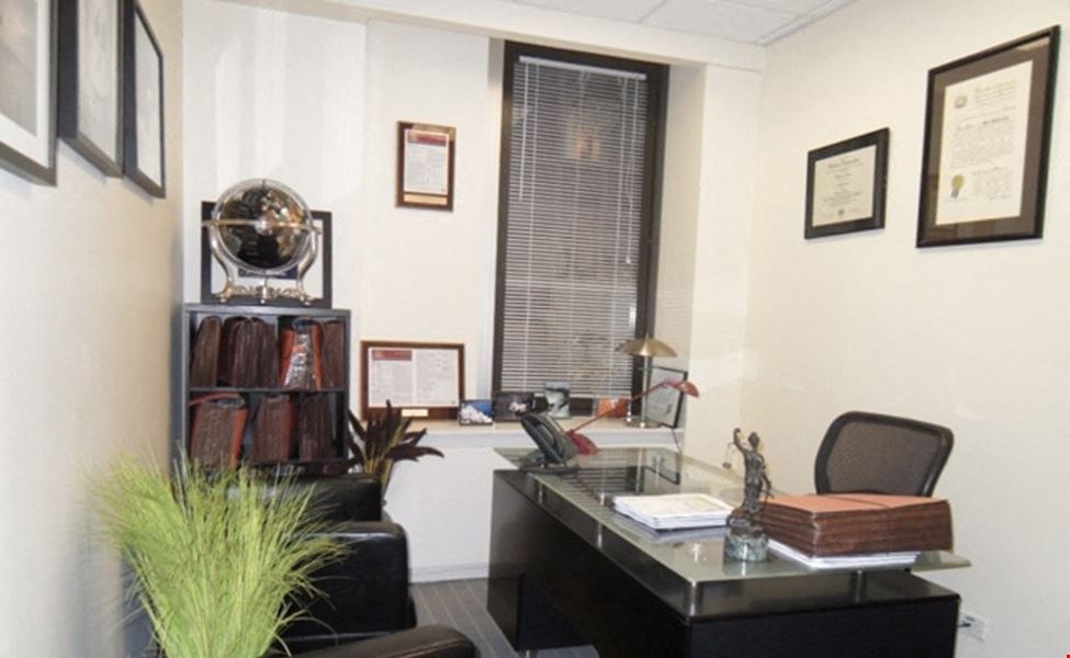 Jay Suites Grand Central