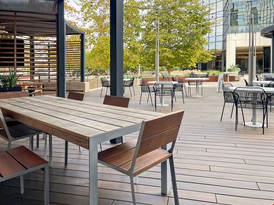 CA, Newport Beach - 5000 Birch Street