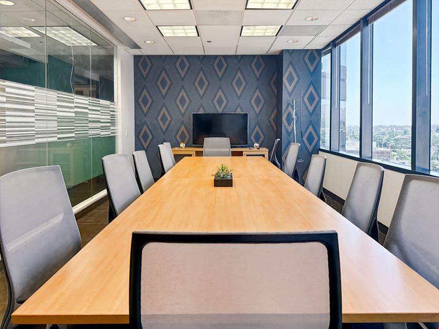 CA, Los Angeles - 12100 Wilshire Blvd