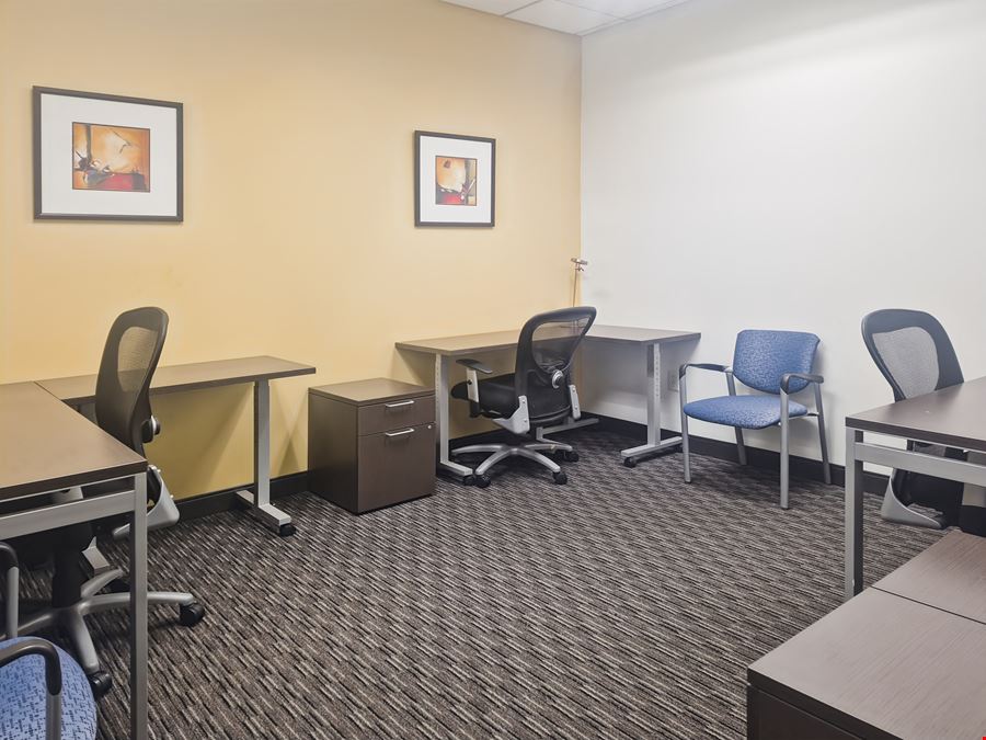 Regus - Louisville - Ormsby III Forest Green