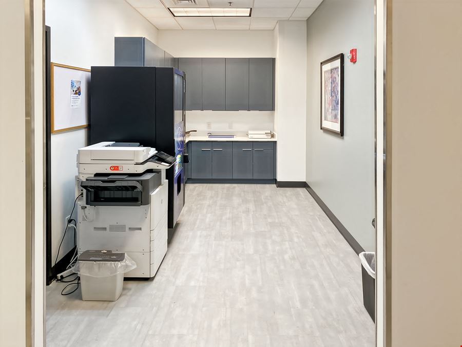 Regus - Ridgeland - Renaissance at Colony Park