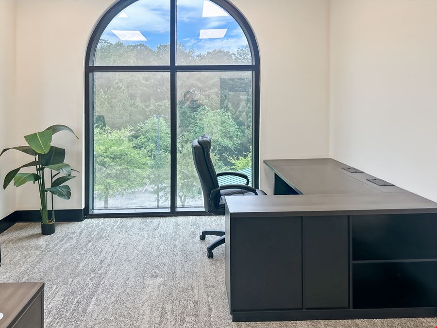 Regus - Crestview - Industrial Drive