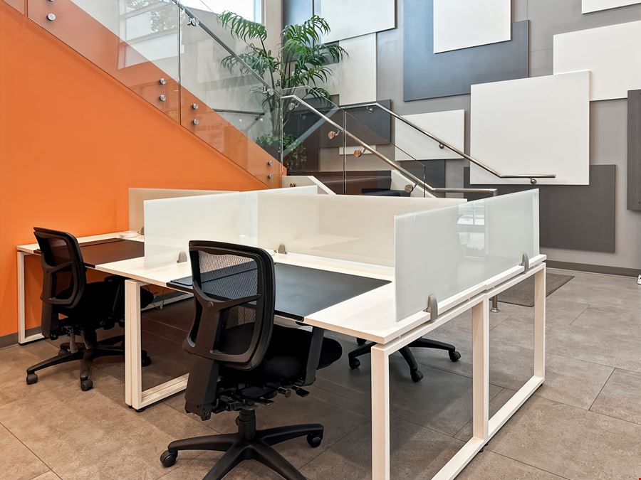 CA, Ontario - W 6th Street