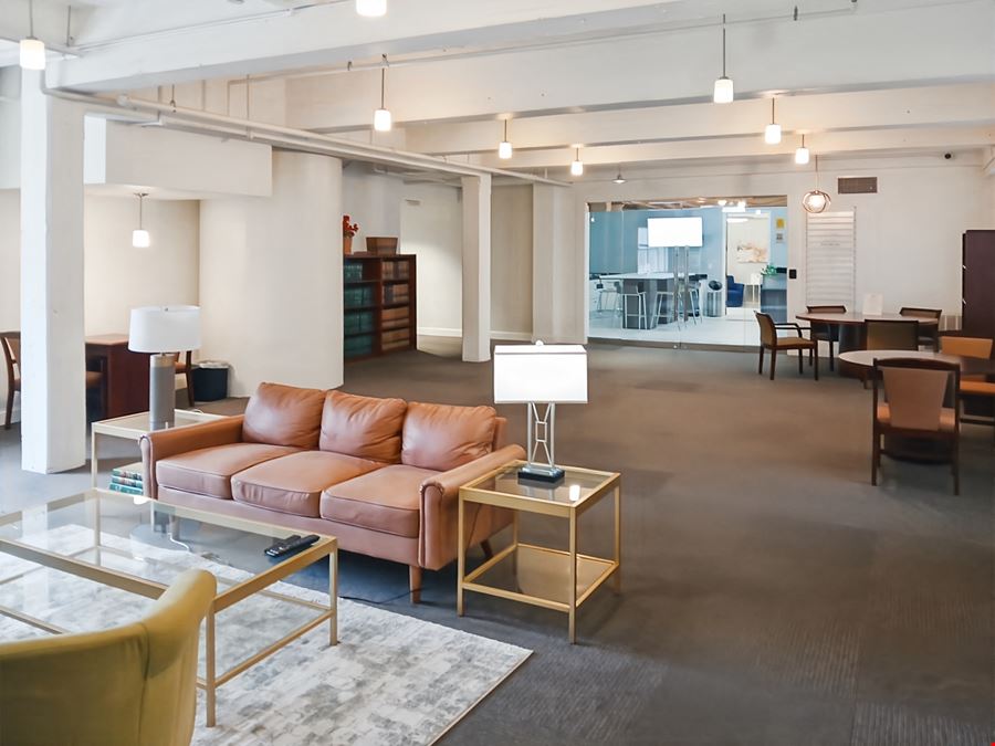 Regus - Jackson - East Capitol St
