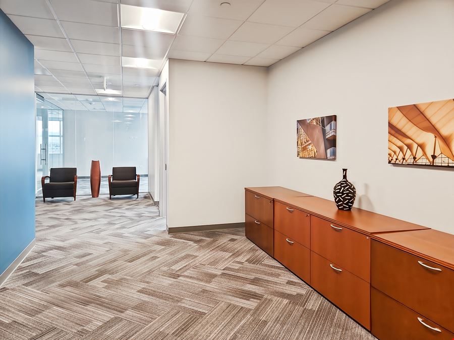 Regus - Denver - N Broadway
