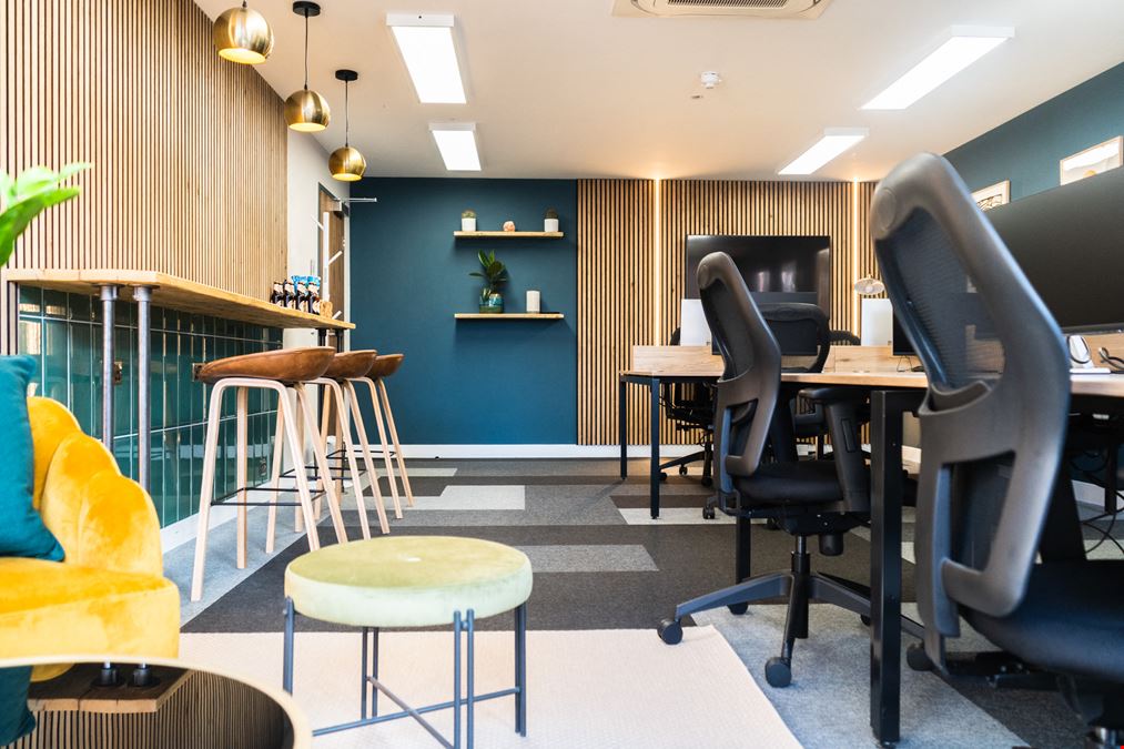 Avenue HQ - Leeds