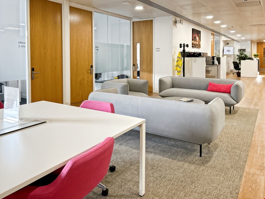 Regus - Mann Island