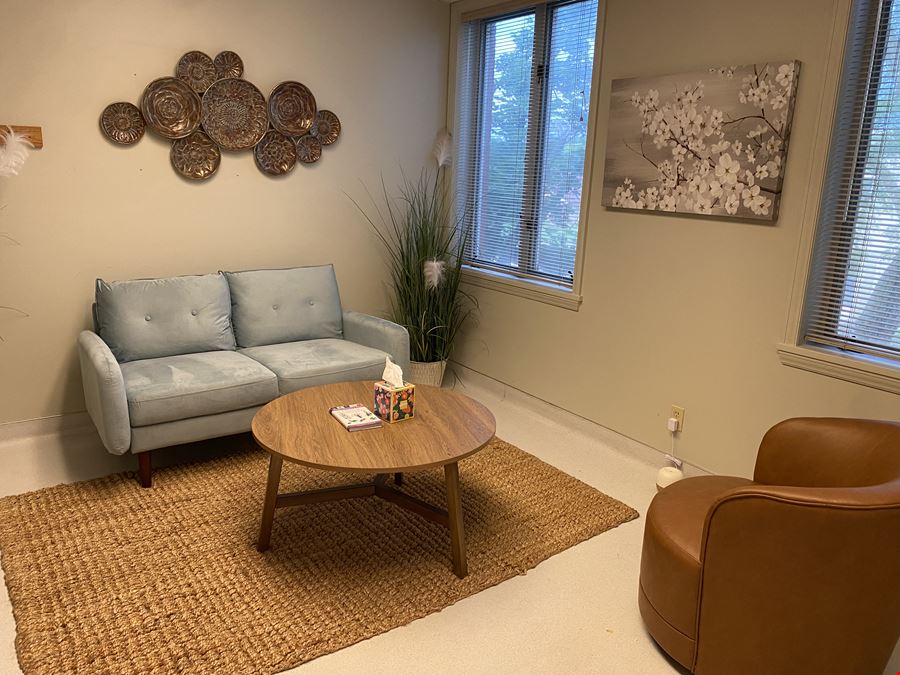 Sage Hasseville Office 2