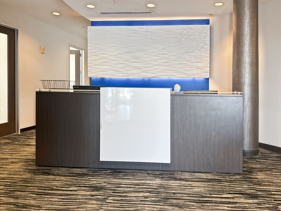 Regus - National Harbor –