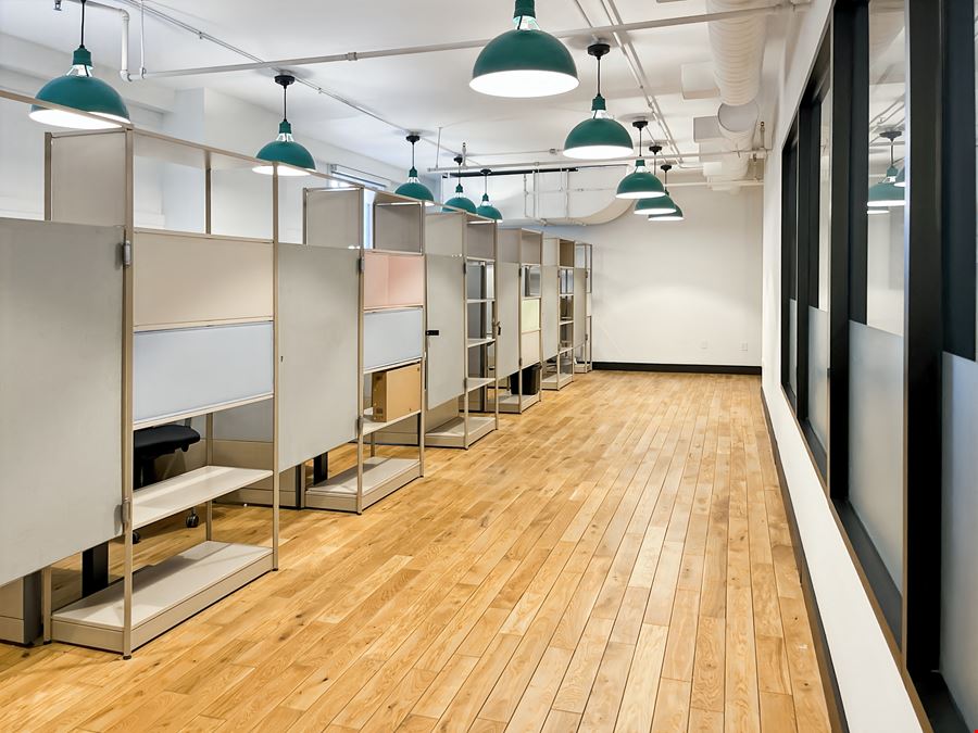 IL, Chicago - 332 S Michigan Avenue