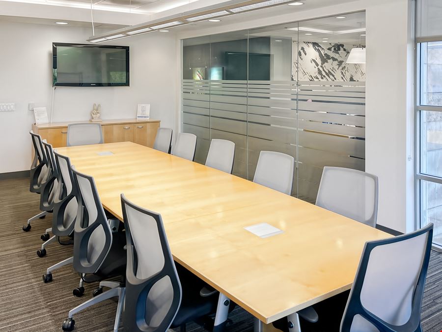 CA, Riverside - Turner Riverwalk