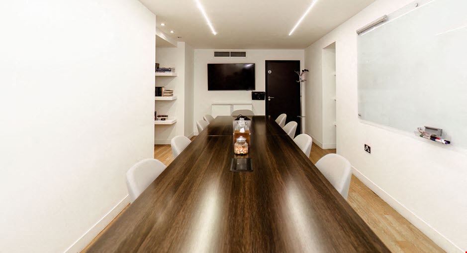 The Boutique Work - Threadneedle Street