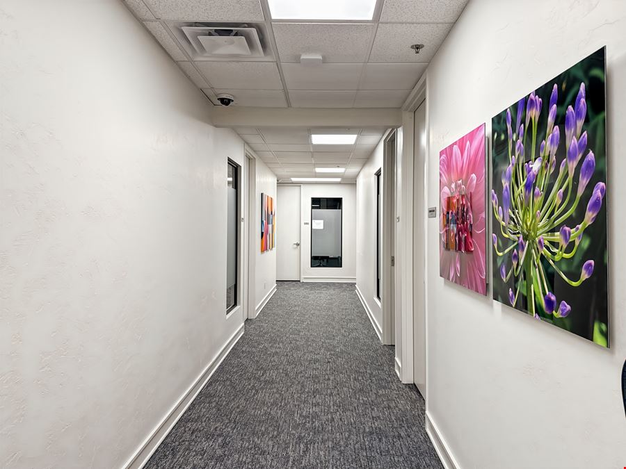 Regus - Oklahoma City - 201 Robert S Kerr Ave
