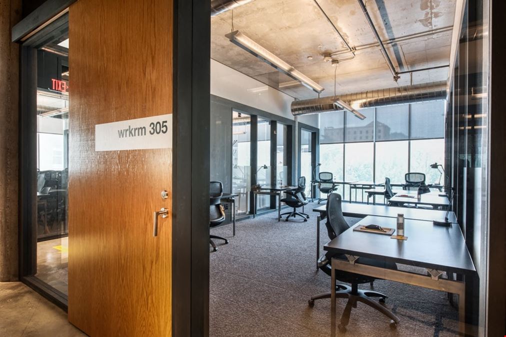 Large Day Office