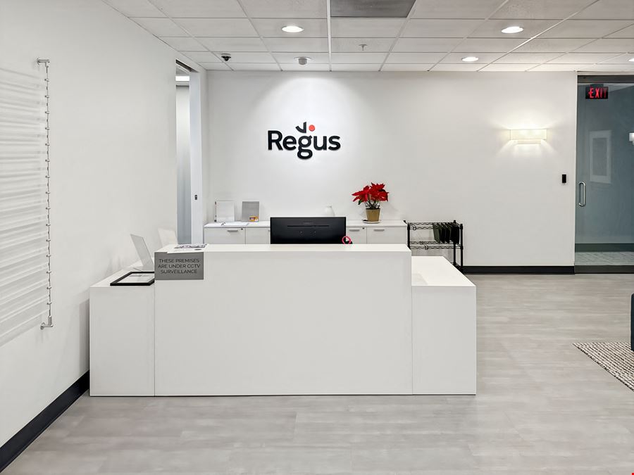 Regus - Greensboro - 301 N Elm