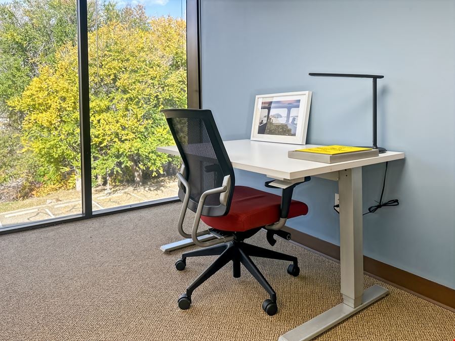 CO, Boulder - Center Green Dr