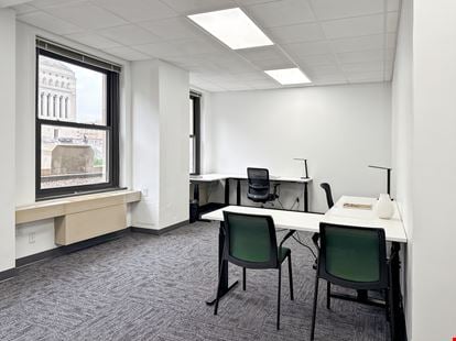Regus - Indianapolis - Meridian St