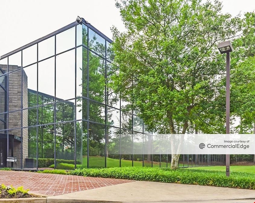 1355 B Lynnfield Road