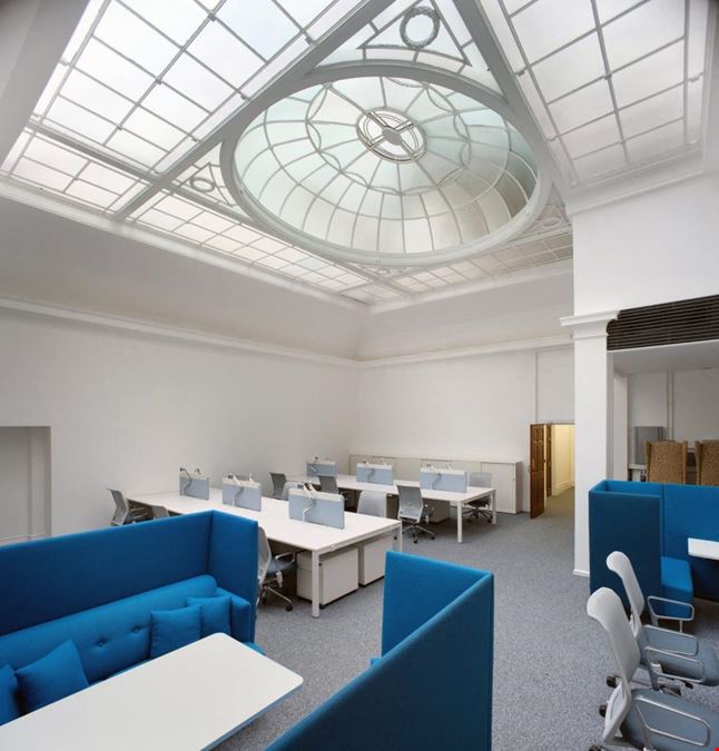 Halkin - 16 Hanover Square