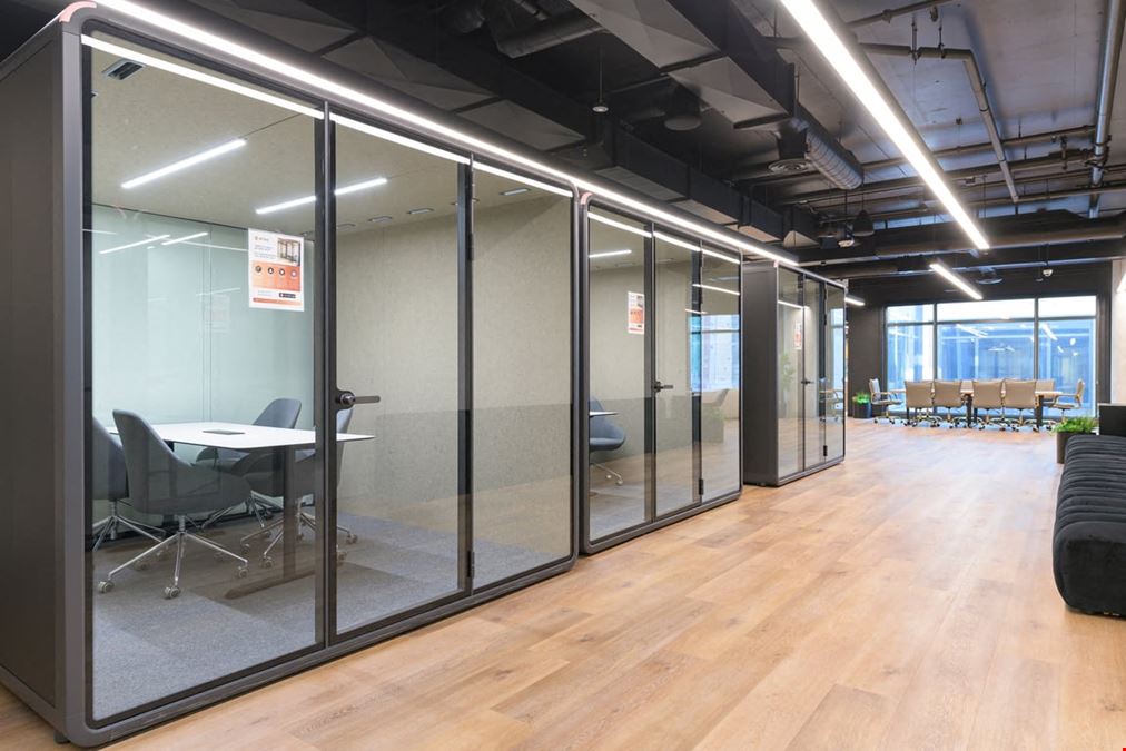 STAK Space - Broadway