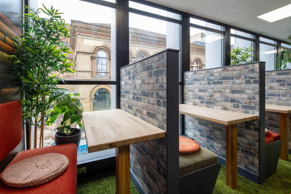 DeskLodge - Beacon Tower