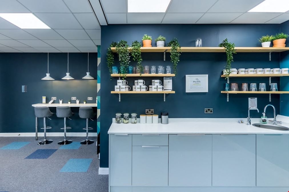 Biz Hub - Lodge House