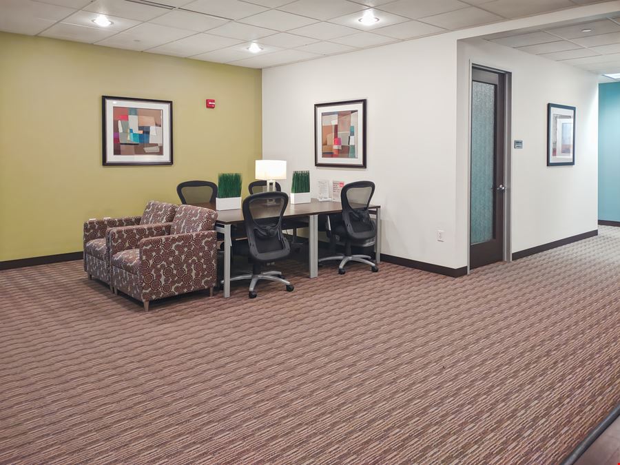 Regus - Waukesha –