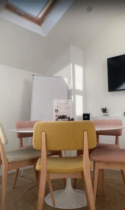 The Hearth - Women's Only Space