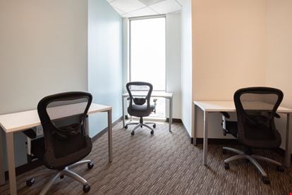 Regus - US Bank Tower