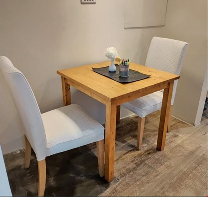 Lama Café Coworking Space