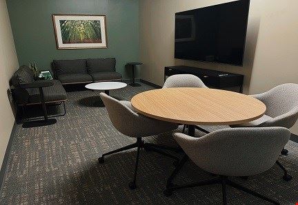 Camino Huddle Room