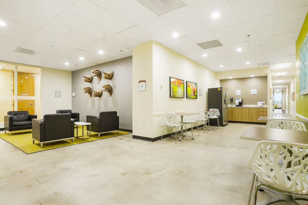 2821-2851 South Parker Road